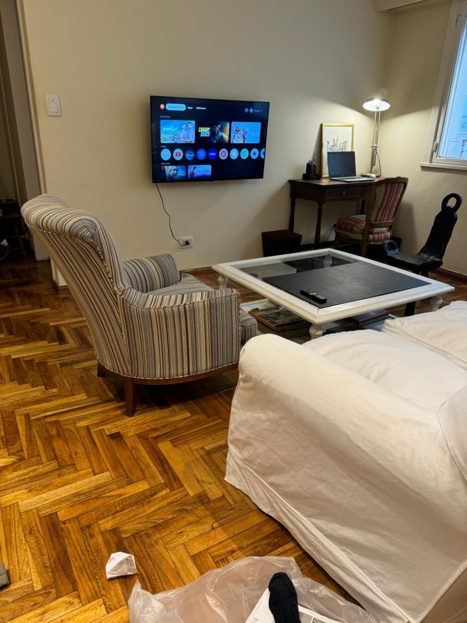 Azcuenagahome Silencioso Y Luminoso Piso Alto De 45M2 , Con La Mejor Ubicacion, Nuestros Huespedes Nos Avalan Con Sus Comentarios, Bilingual Staff Buenos Aires Bagian luar foto